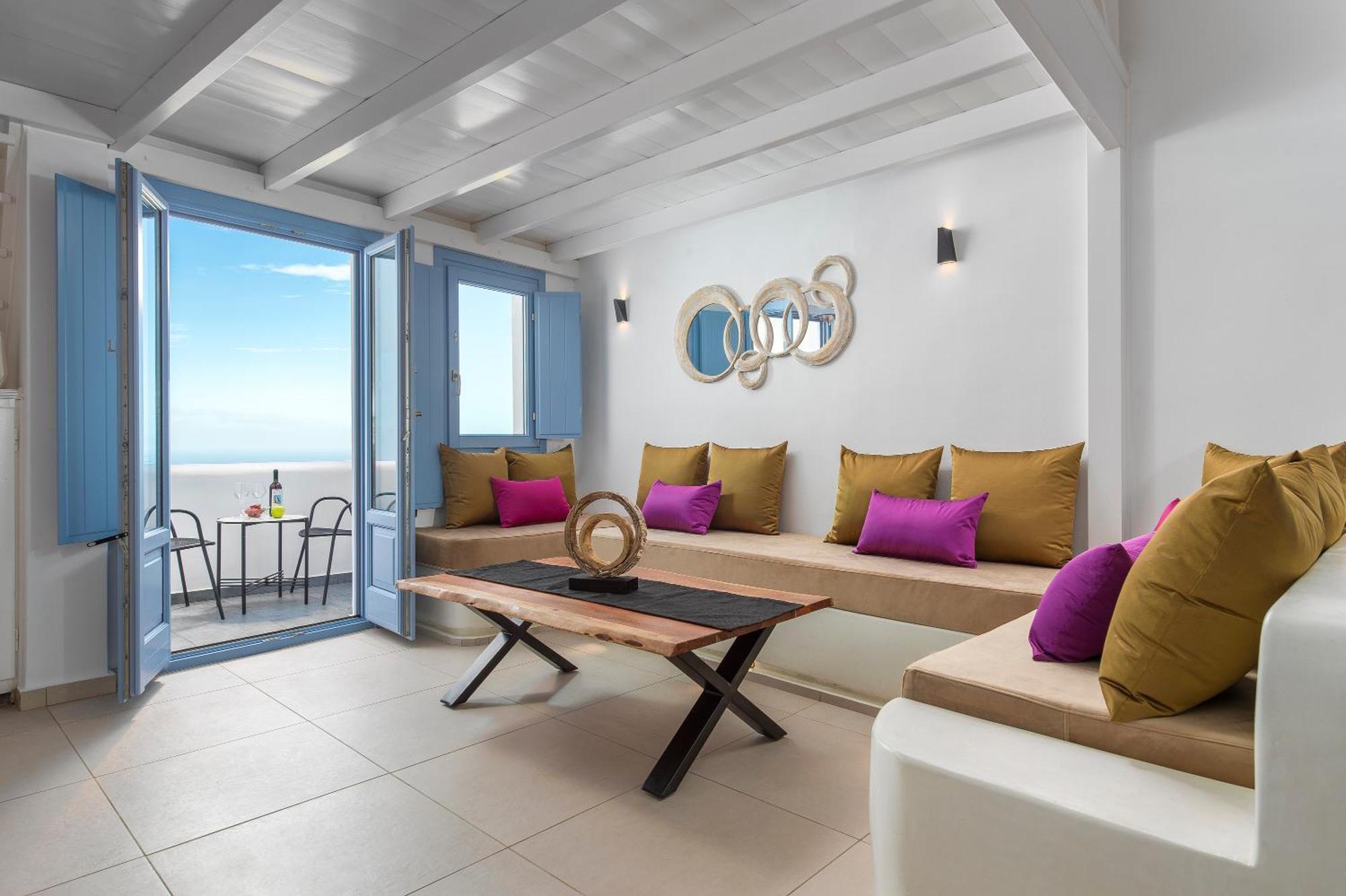 Sole D'Oro Luxury Suites 이아 객실 사진